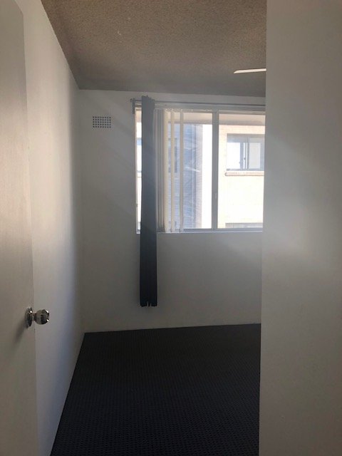 13/209 Derby  PENRITH 4