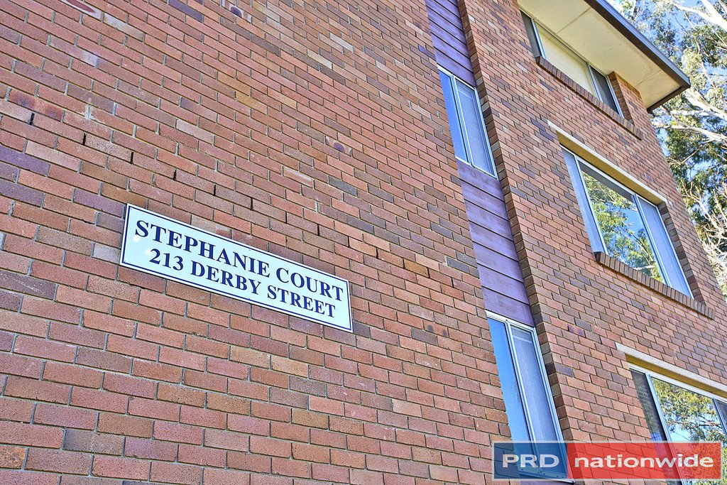 13/213 Derby Street PENRITH 4