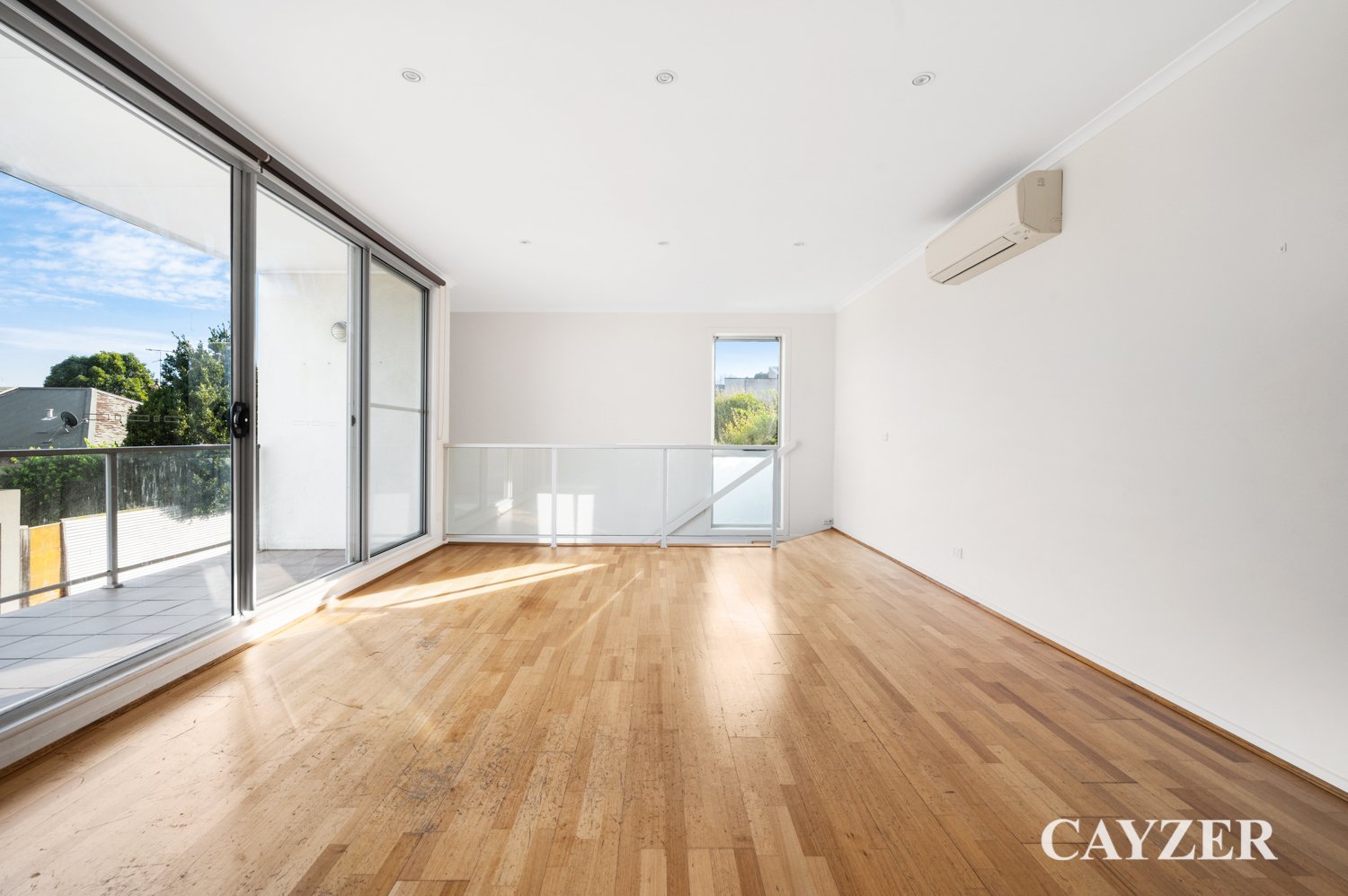 Gallery: 13/22-24 Clifton Street