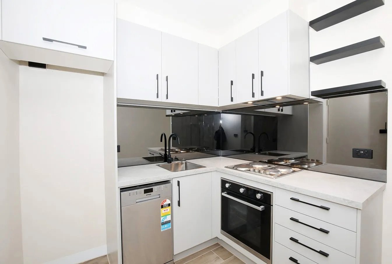 Gallery: 13/22-28 Canterbury Street