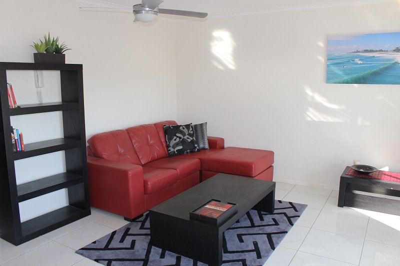 13/22 Marine Parade COOLANGATTA 4