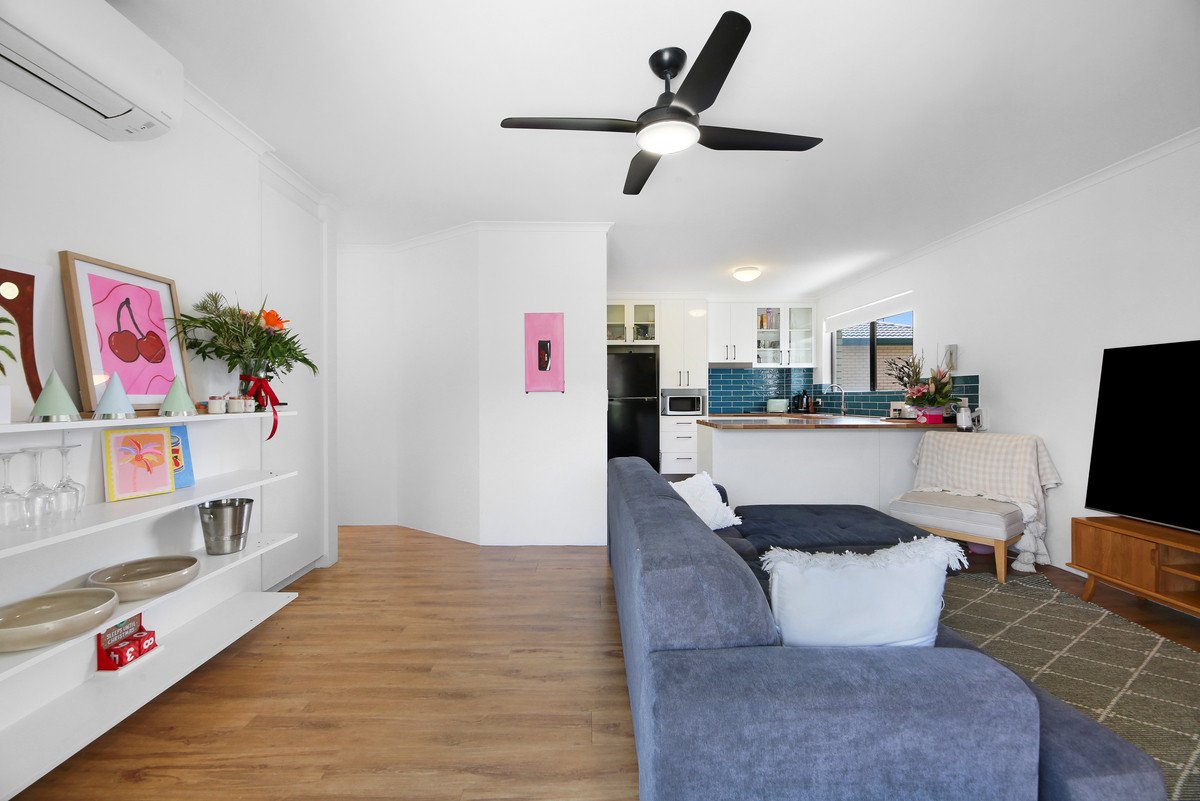 13/2269-2271 Gold Coast Highway Mermaid Beach 3