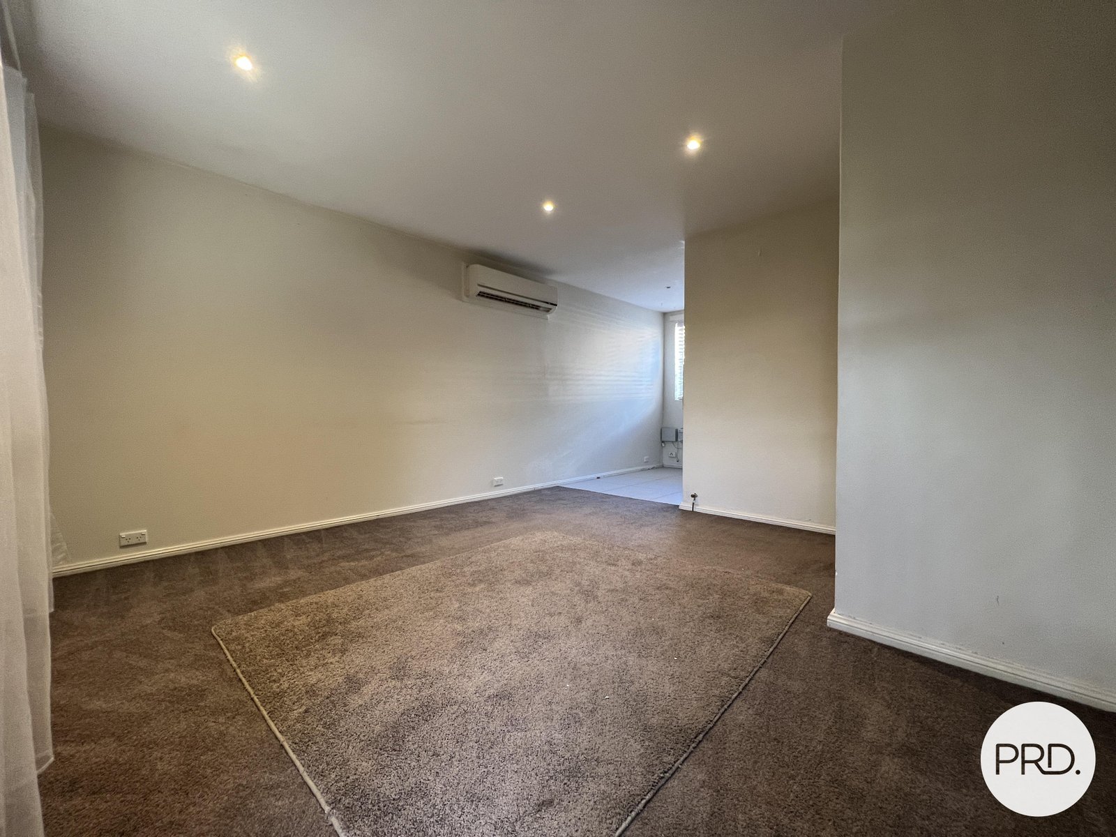 13/25 Macquoid Street QUEANBEYAN EAST 2