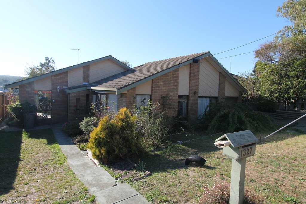 1327 Geelong Road MOUNT CLEAR 1