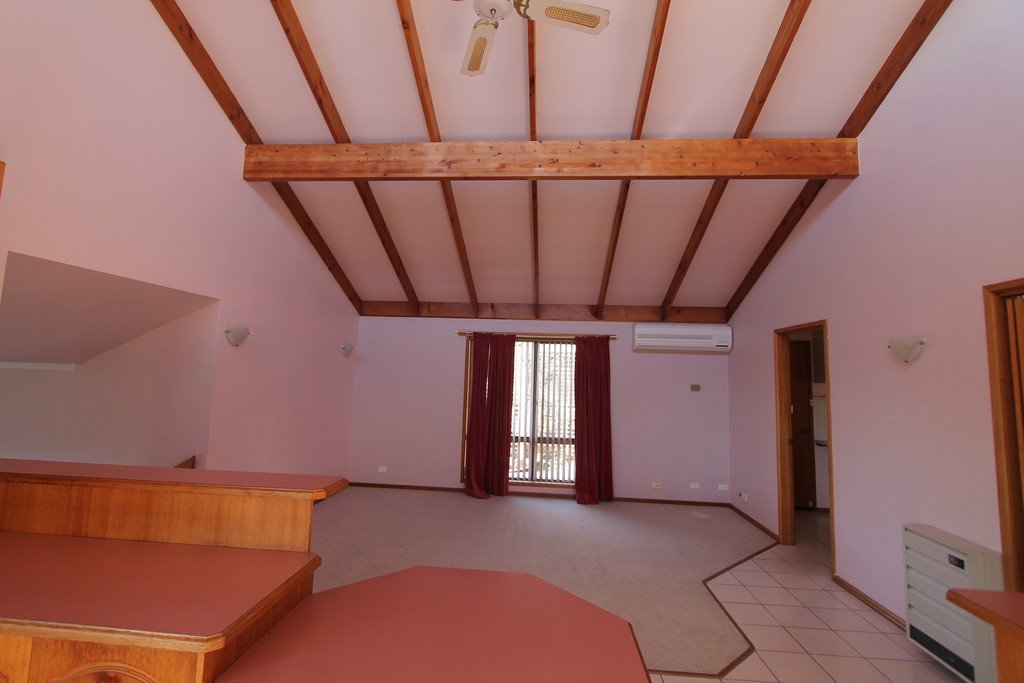 1327 Geelong Road MOUNT CLEAR 5