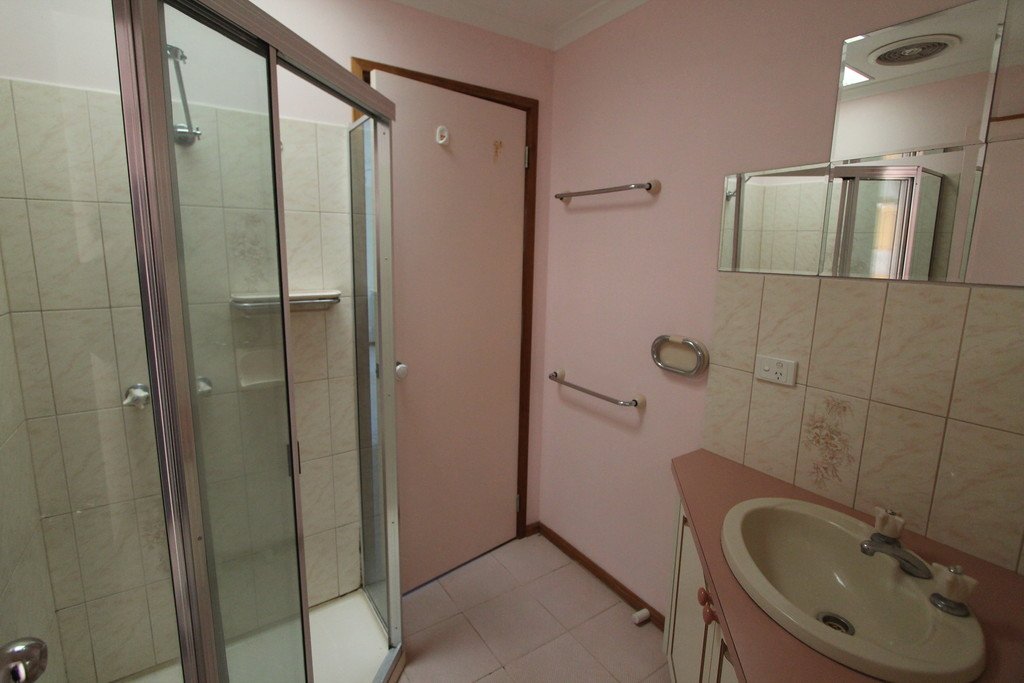 1327 Geelong Road MOUNT CLEAR 12