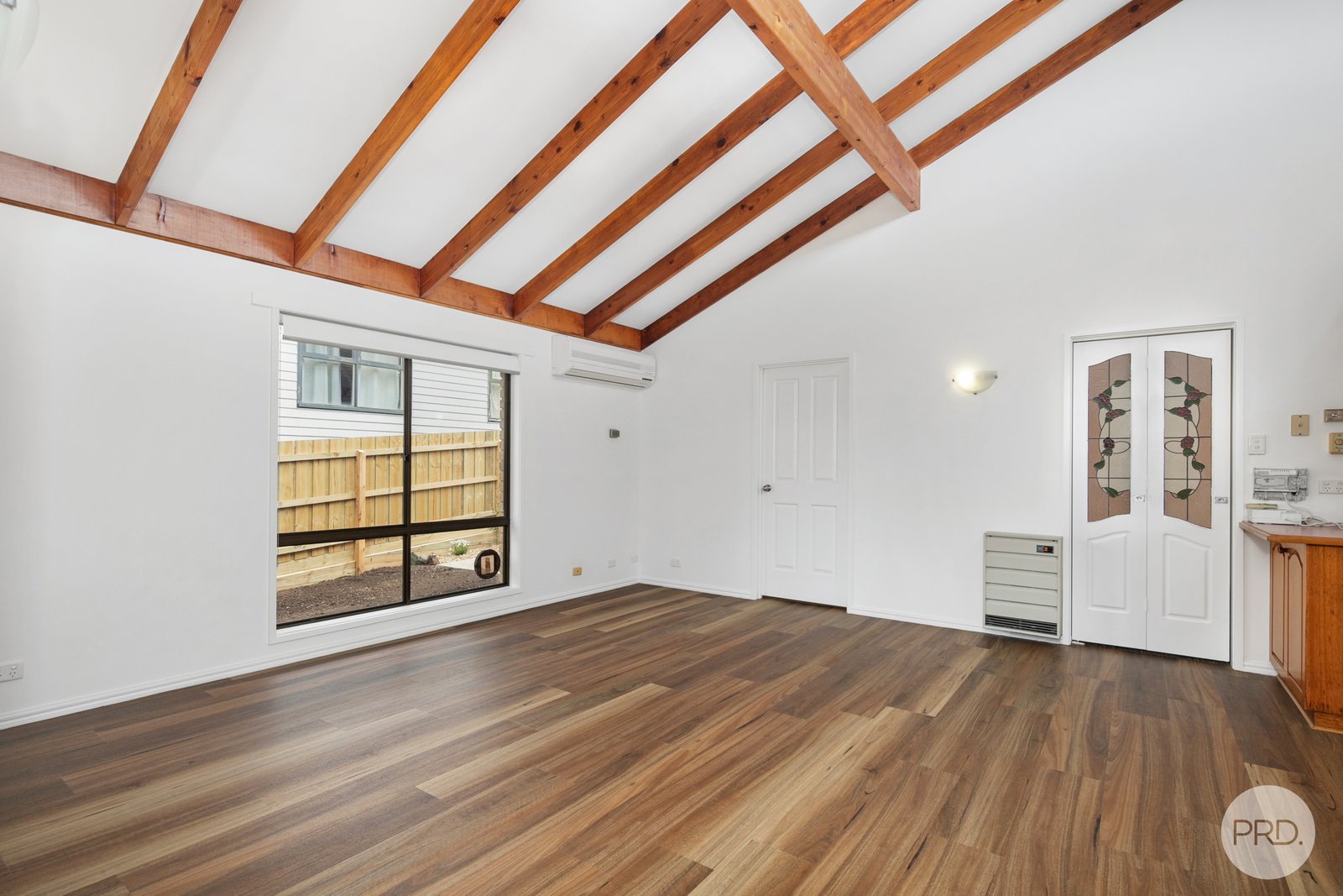 1327 Geelong Road MOUNT CLEAR 12