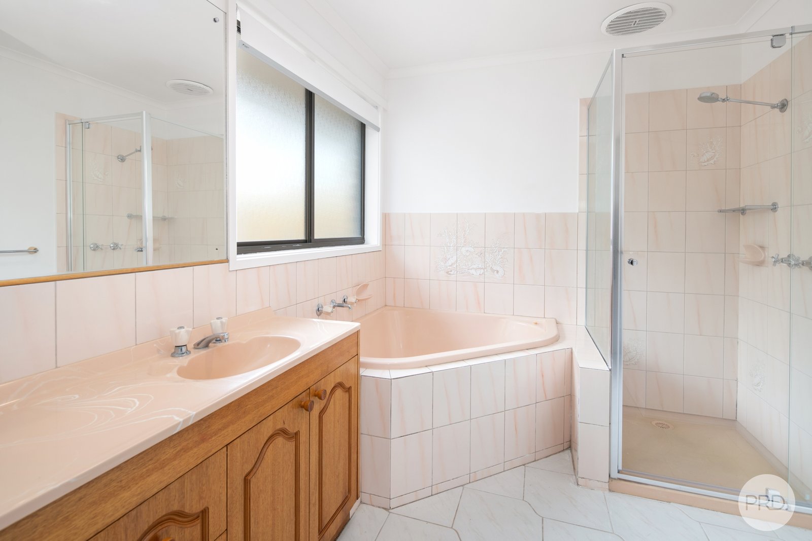 1327 Geelong Road MOUNT CLEAR 16