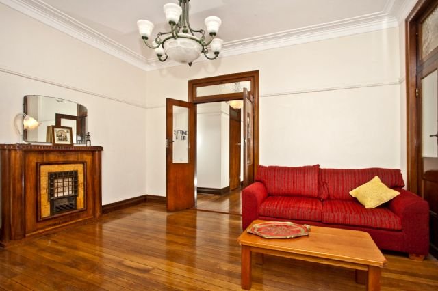 1/327 High Street MAITLAND 5