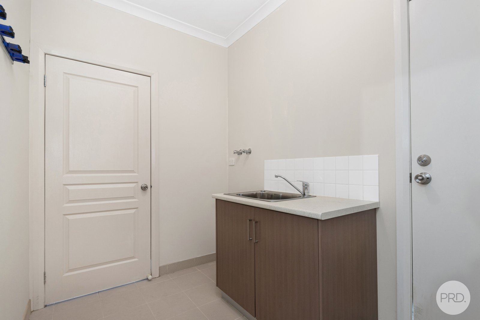 1/328 Albert Street SEBASTOPOL 9
