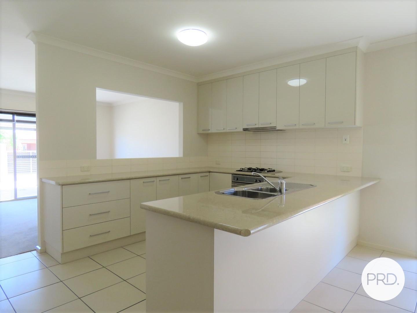 1/328 Olive Street ALBURY 3