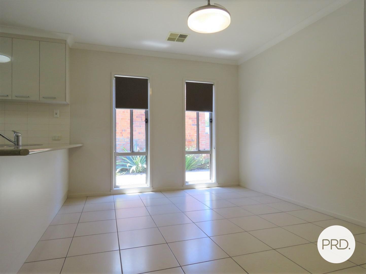 1/328 Olive Street ALBURY 4