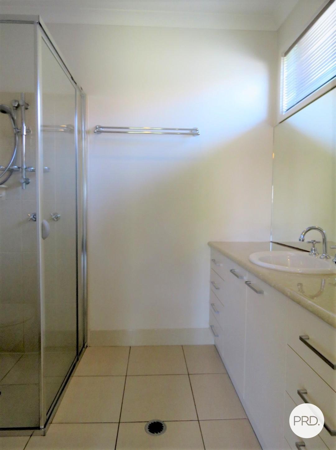 1/328 Olive Street ALBURY 7