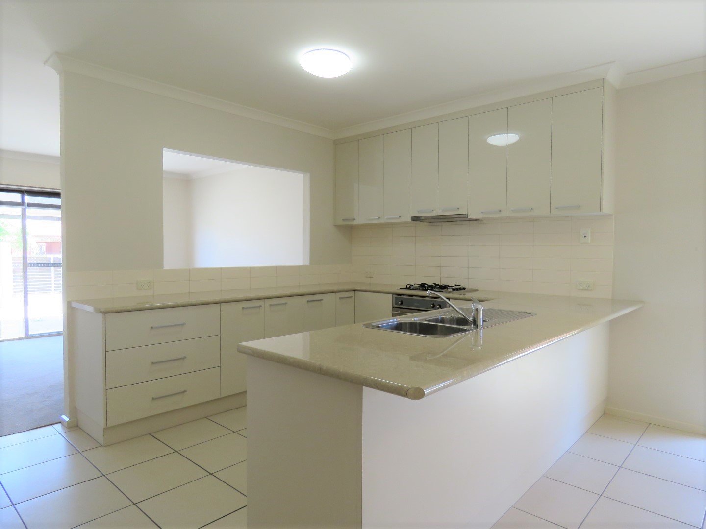 1/328 Olive Street ALBURY 3
