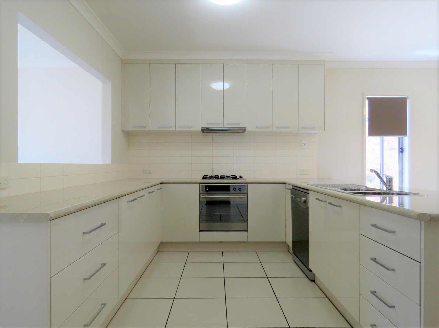 1/328 Olive Street ALBURY 1