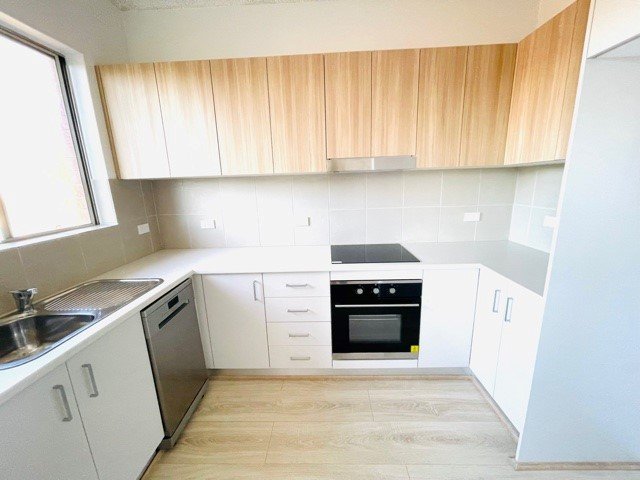 13/29-33 Robertson Street KOGARAH 2