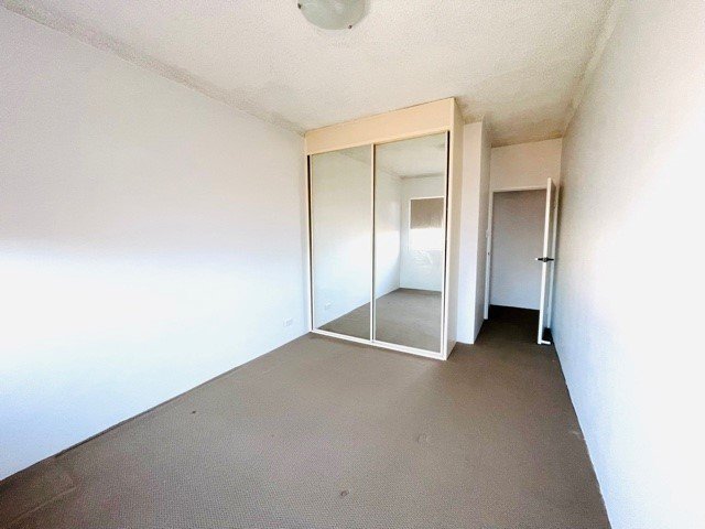 13/29-33 Robertson Street KOGARAH 4