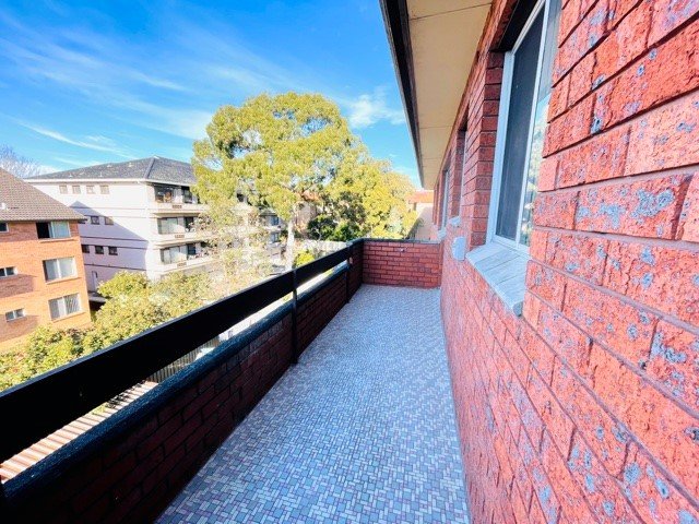 13/29-33 Robertson Street KOGARAH 7