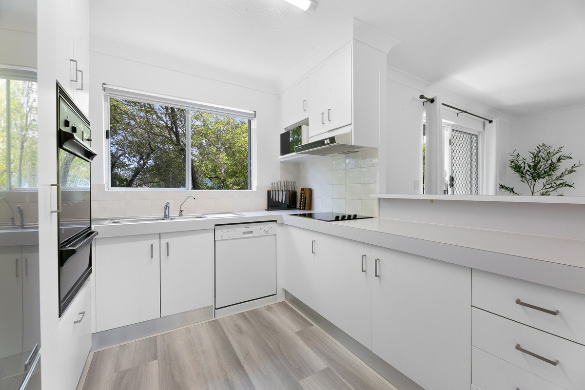 13/29 Burleigh Street Burleigh Heads 8