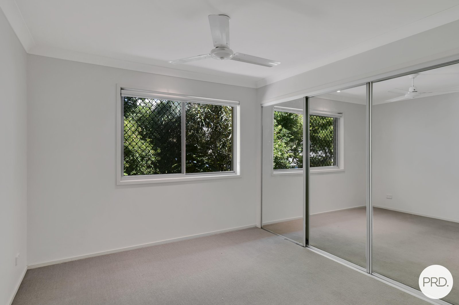 13/3-15 Lennox Circuit POTTSVILLE 5