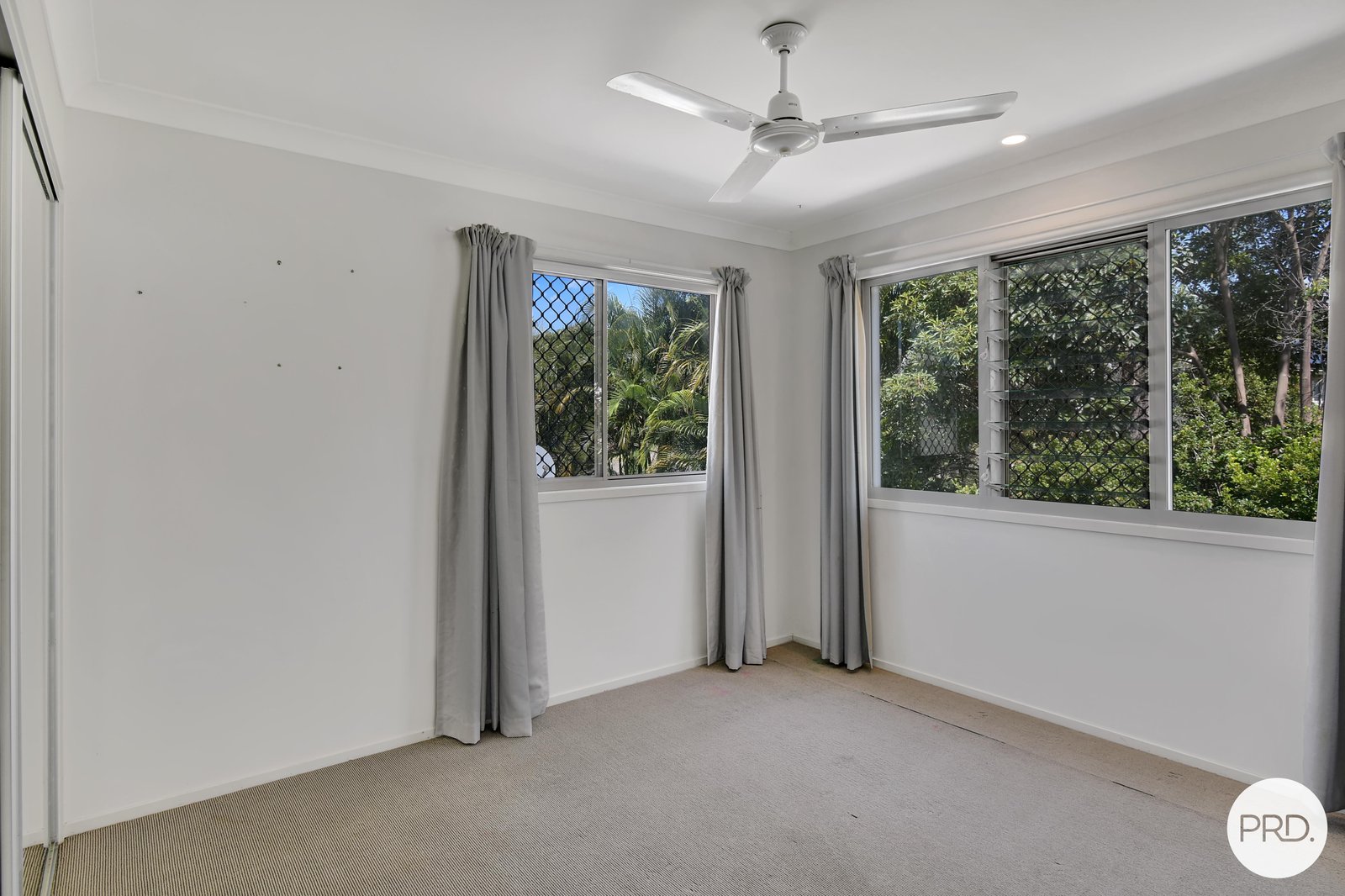 13/3-15 Lennox Circuit POTTSVILLE 8