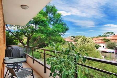 1/33-35 Macquarie Place MORTDALE 6