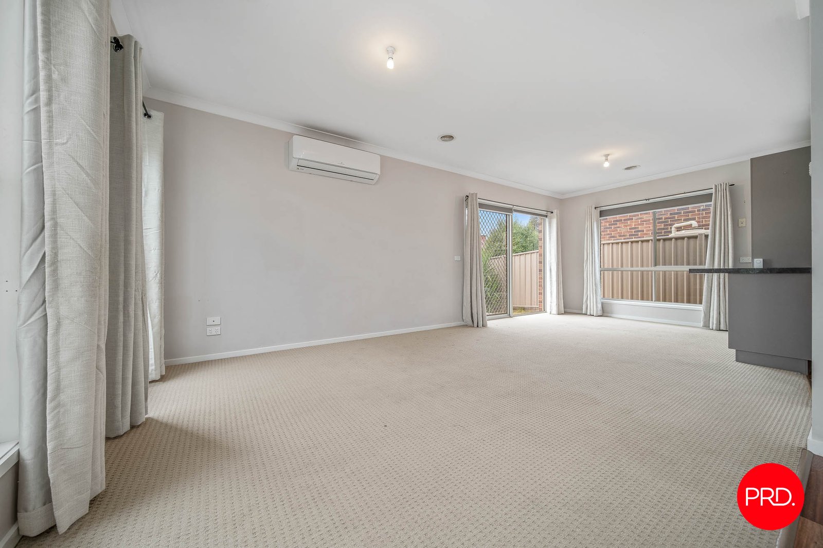 1/33 Allingham Street GOLDEN SQUARE 3