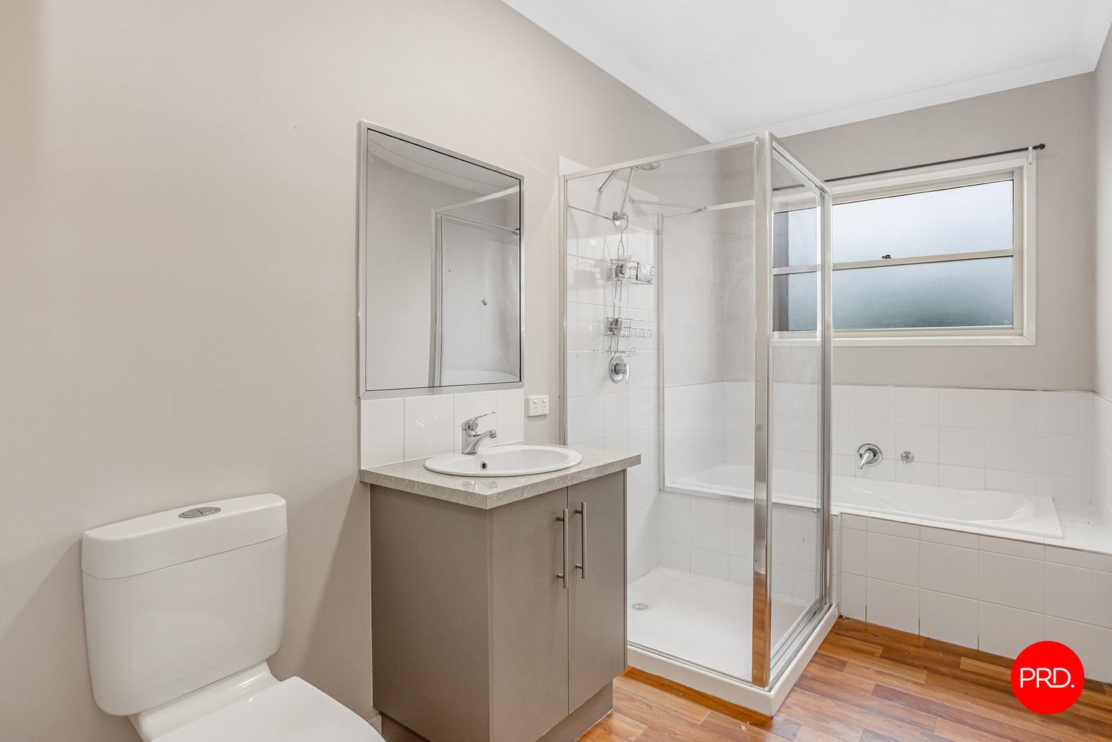 1/33 Allingham Street GOLDEN SQUARE 9