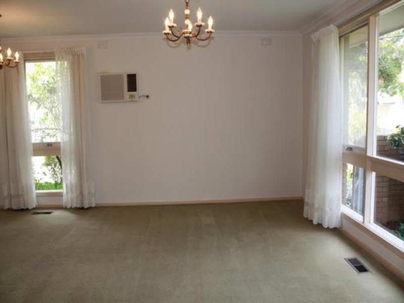 Gallery: 1/33 Bayview Crescent