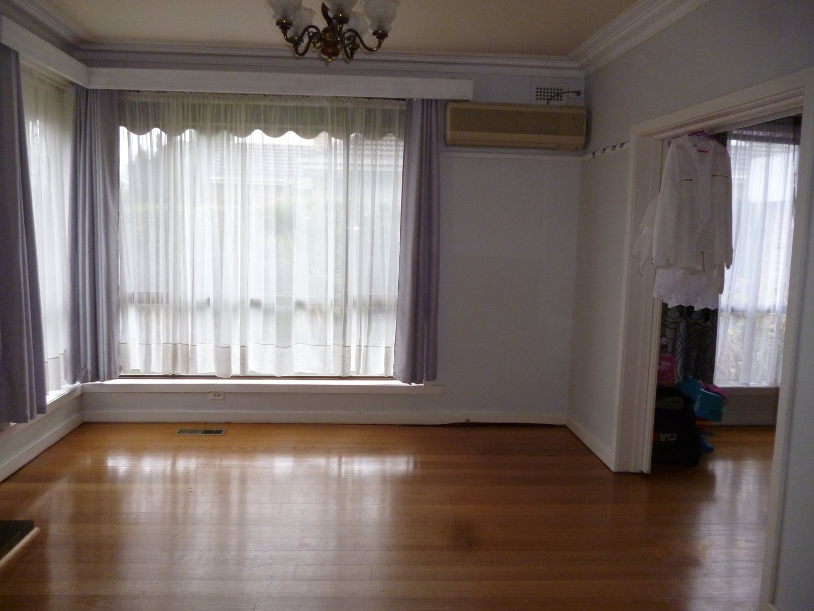 Gallery: 133 Bignell Road