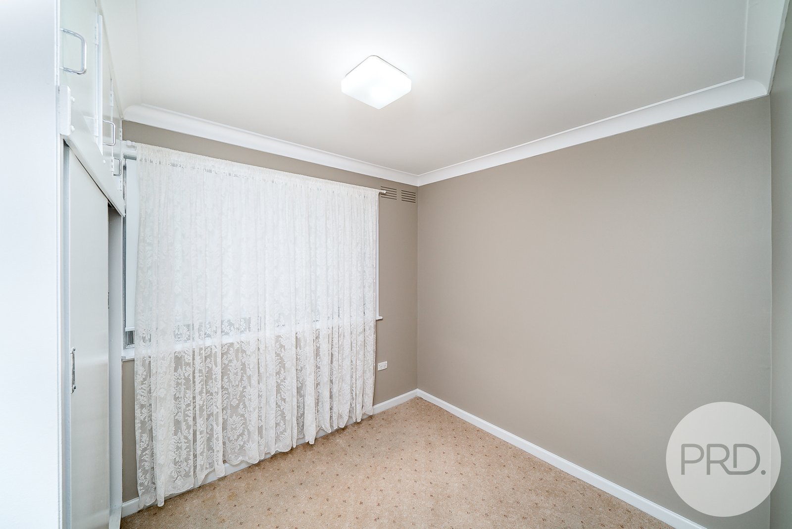 1/33 Bruce Street TOLLAND 3