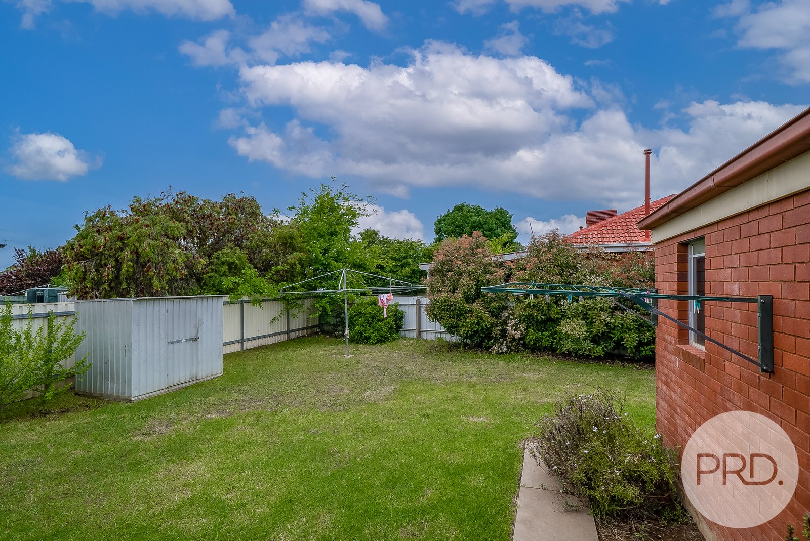 1/33 Bruce Street TOLLAND 11