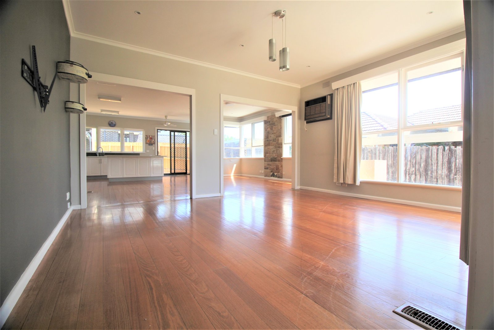 Gallery: 1/33 Cameron Avenue