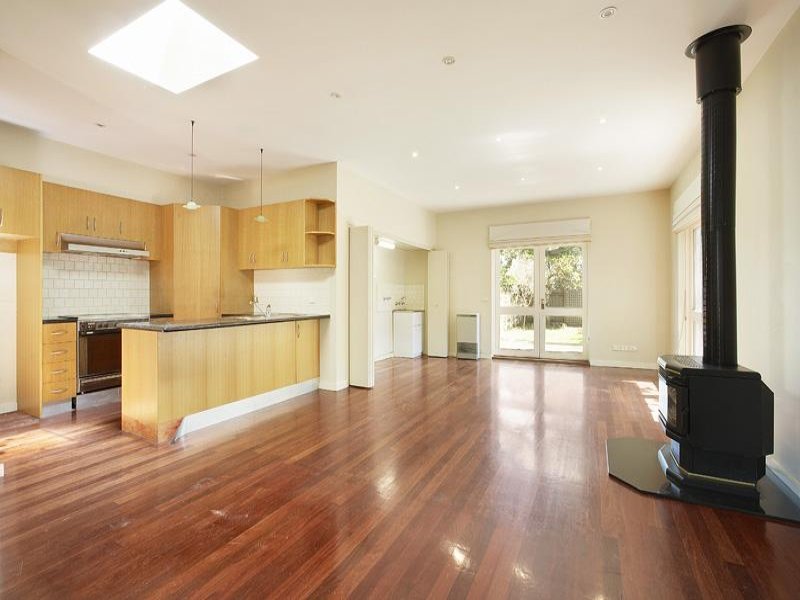 Gallery: 133 Carpenter Street
