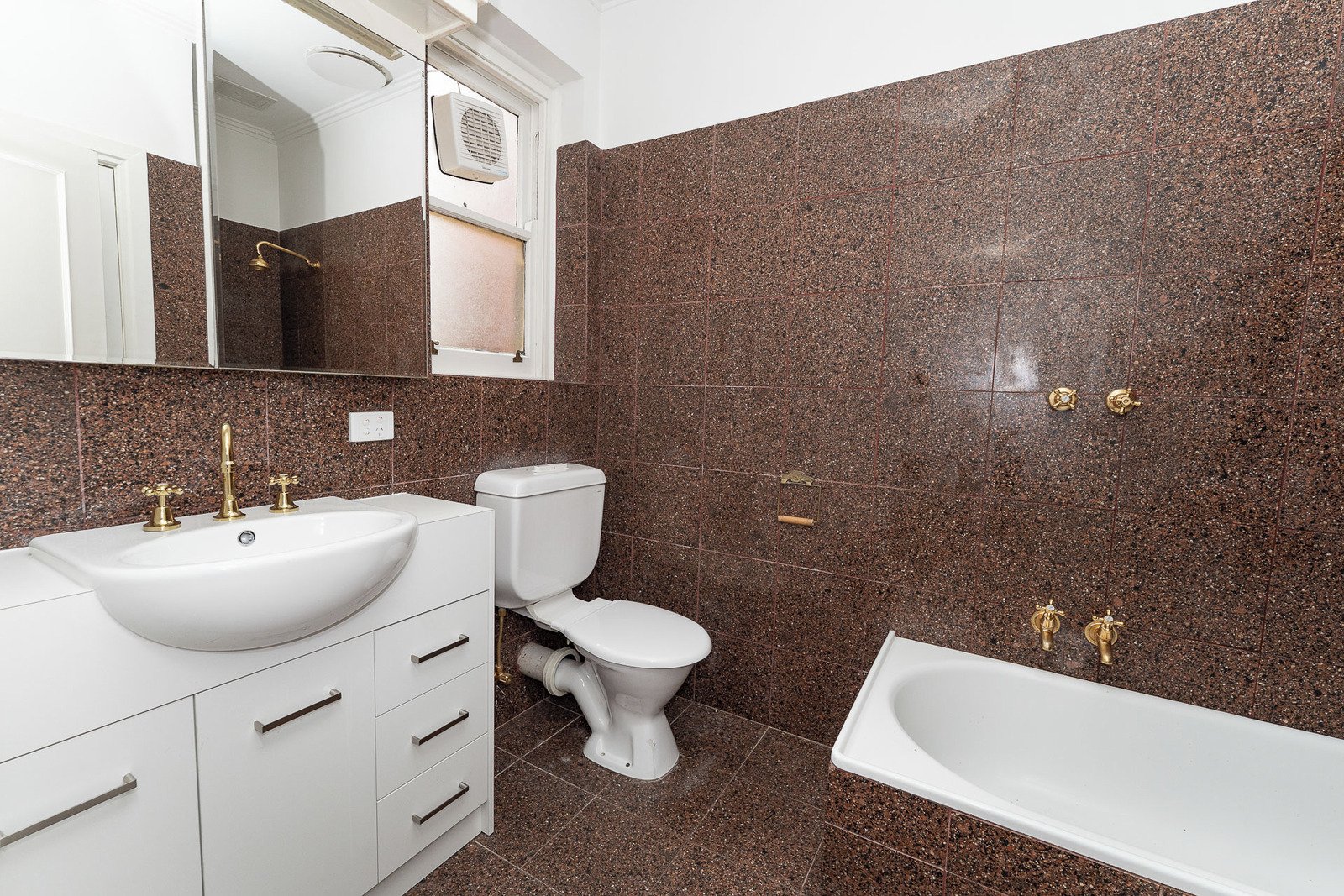 1/33 Clarendon Street, Armadale, 3143