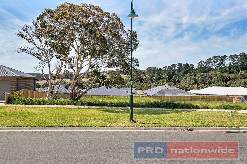 133 Daylesford Road BROWN HILL 4