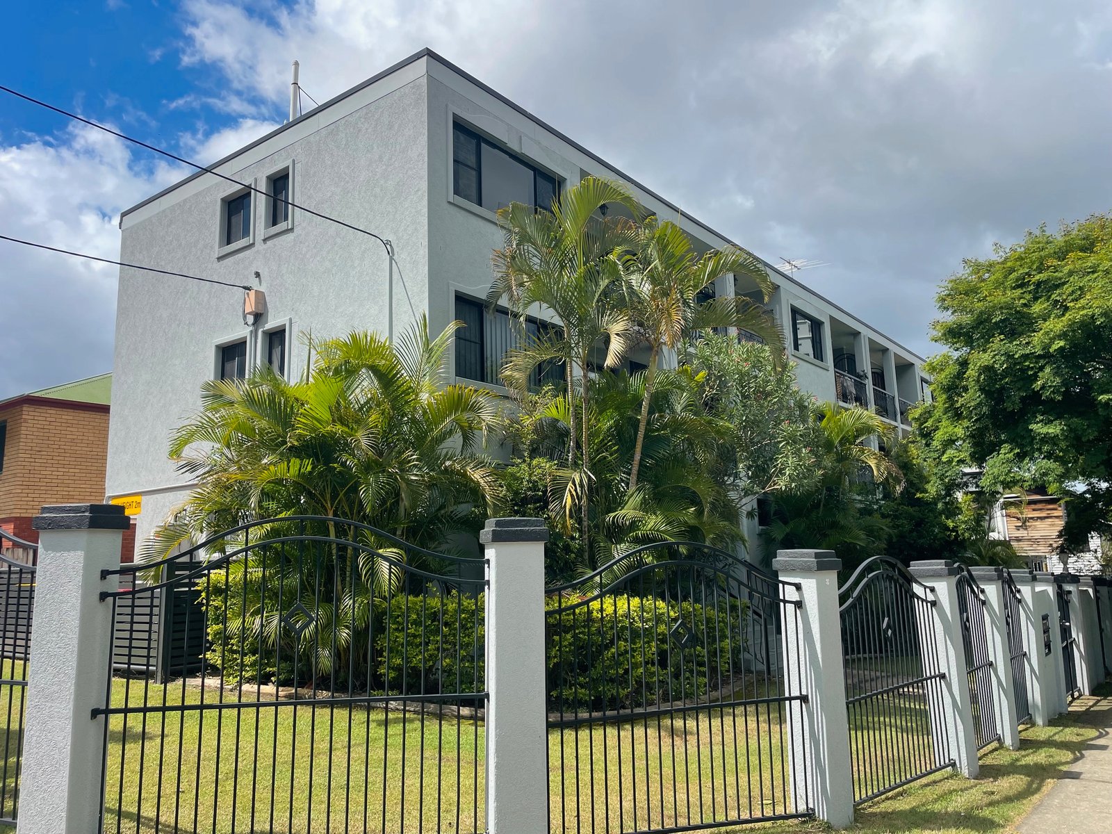 1/33 Duke Street KANGAROO POINT 1