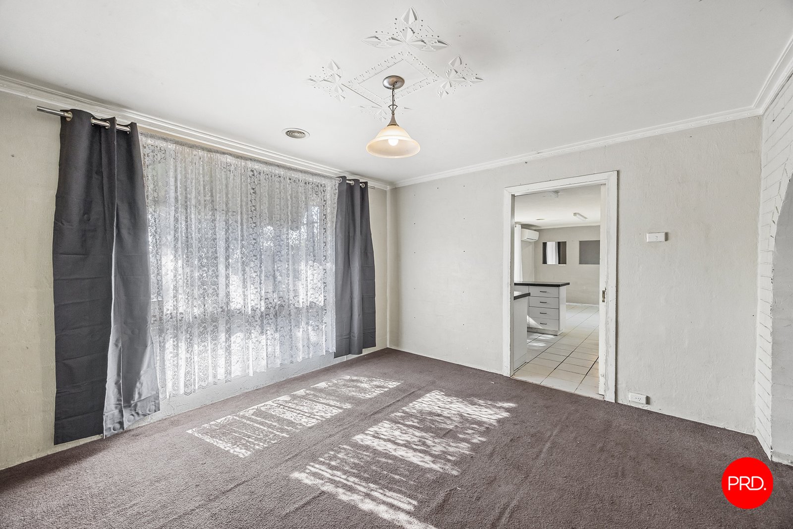 133 Edwards Road KENNINGTON 11