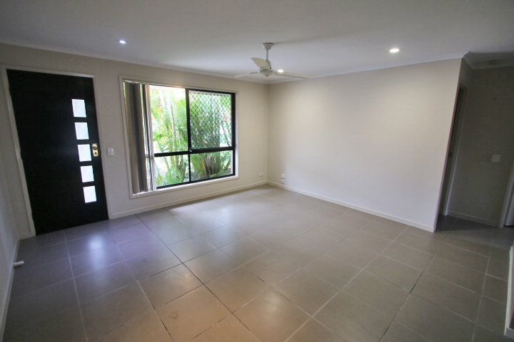 1/33 Galloway Drive ASHMORE 3