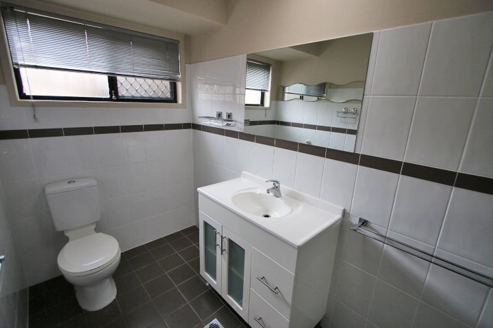 1/33 Galloway Drive ASHMORE 8