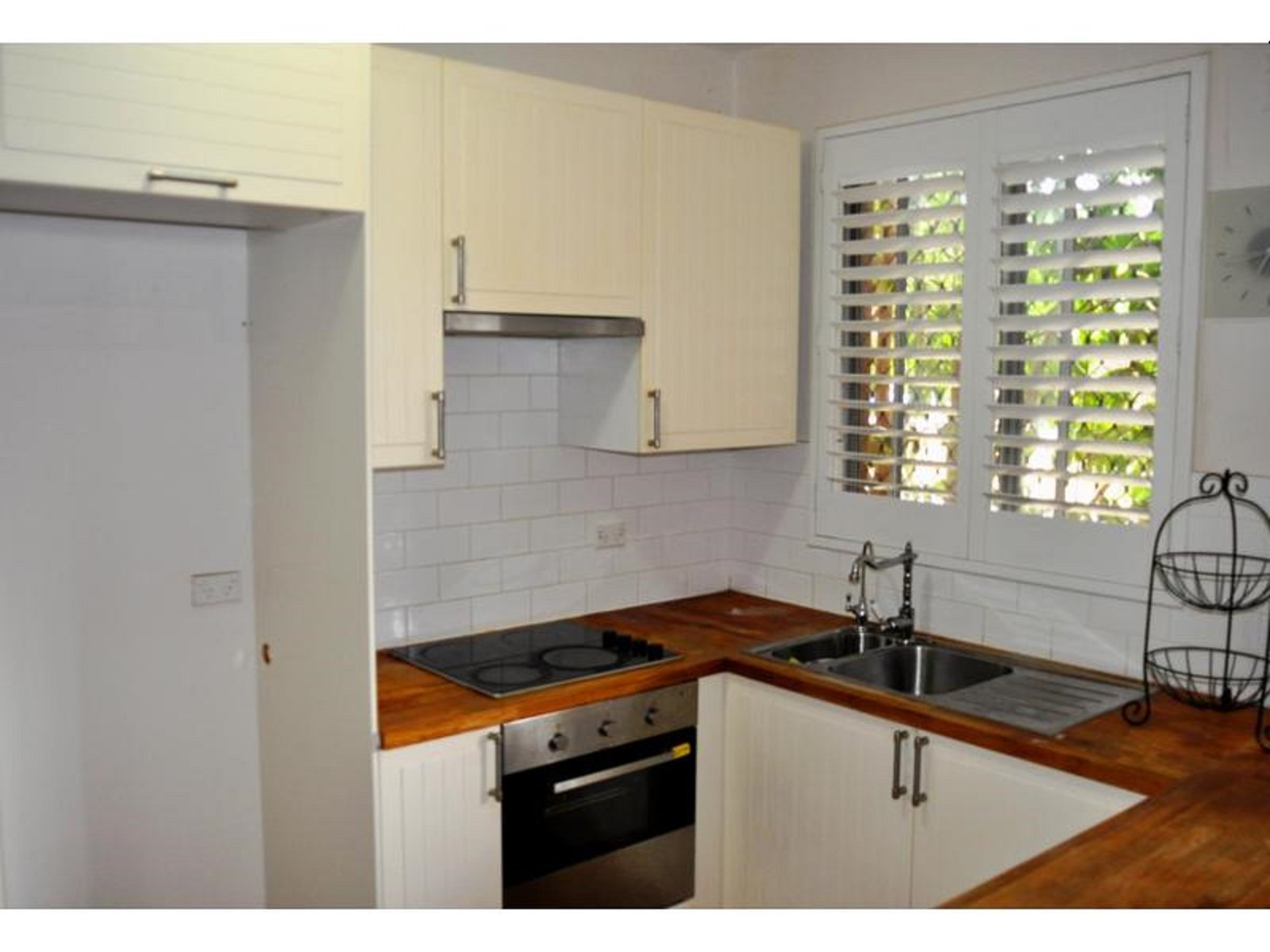 1/33 Graham Road NARWEE 2