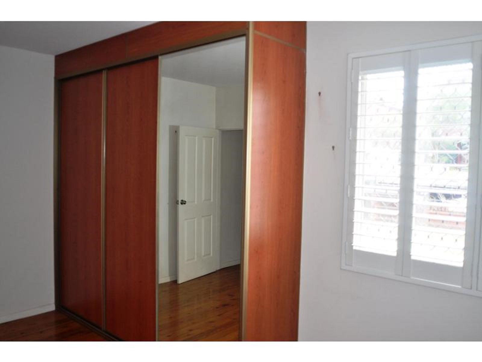 1/33 Graham Road NARWEE 3