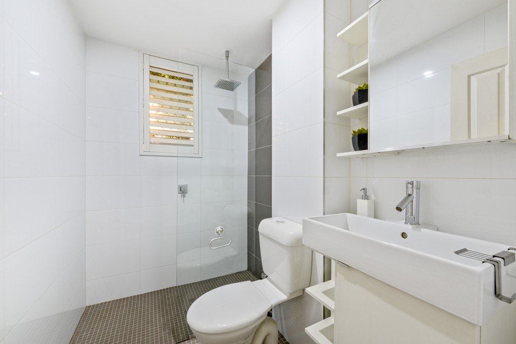 1/33 Graham Road NARWEE 4