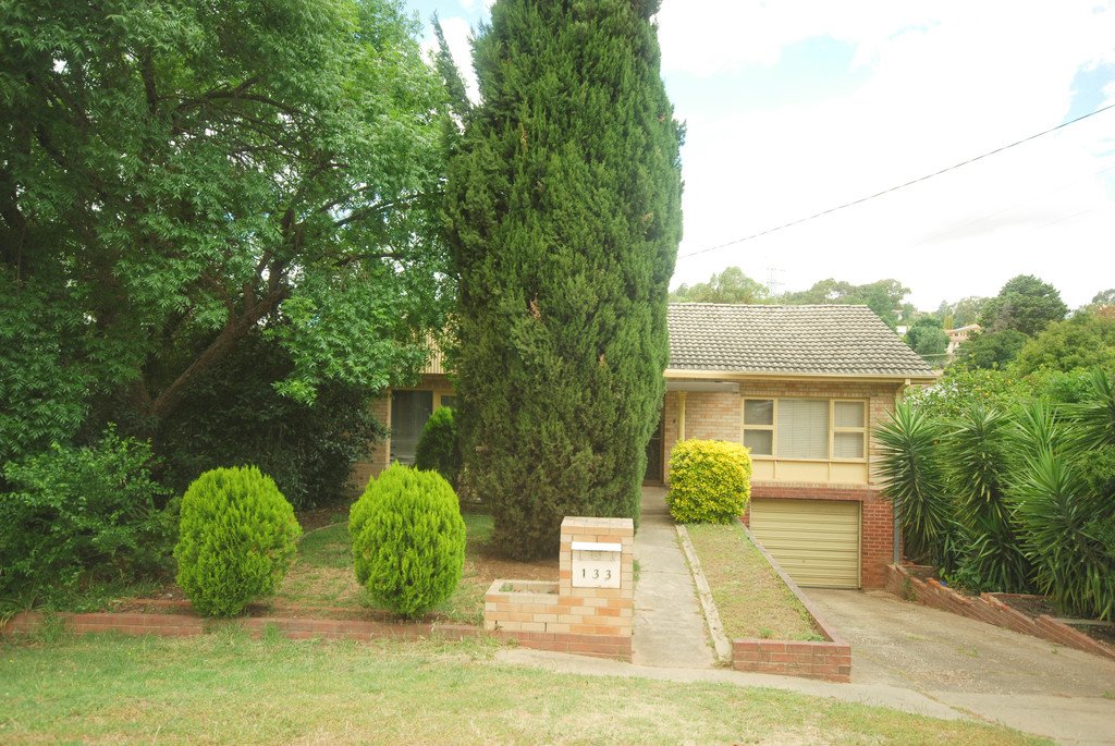 133 Lake Albert Road KOORINGAL 1