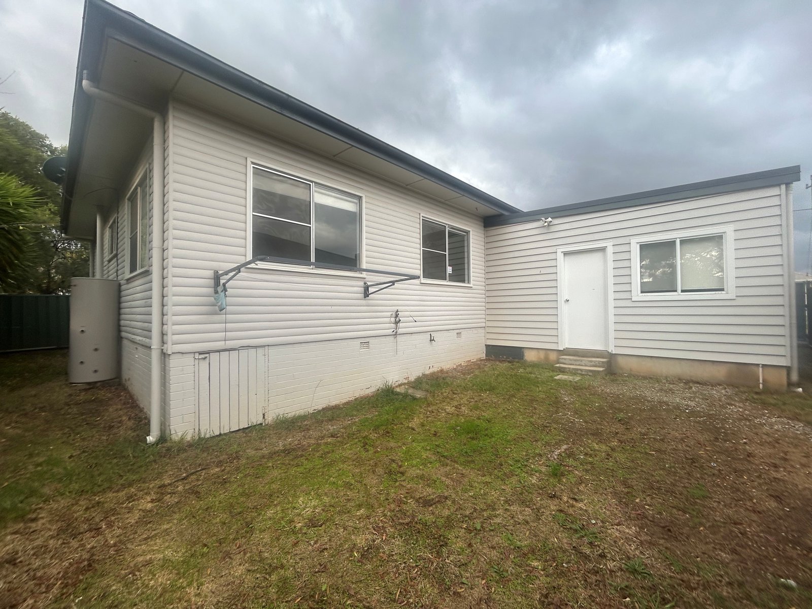 1/33 Manilla Road TAMWORTH 2