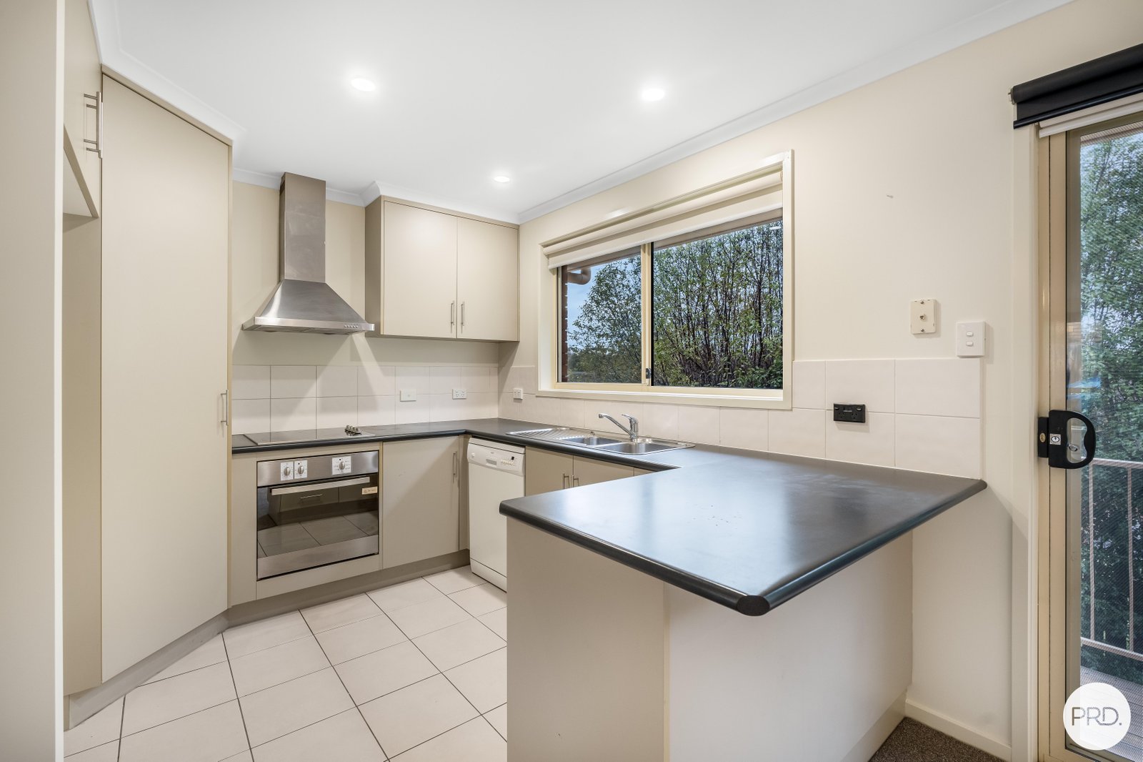 13/3 Russell Road CLAREMONT 11