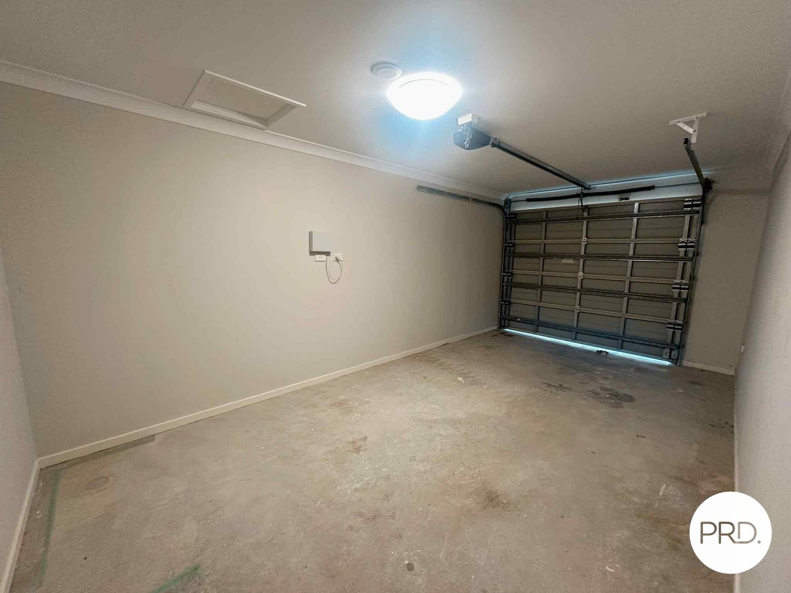 1/33 Sea Prince Circuit CLINTON 10