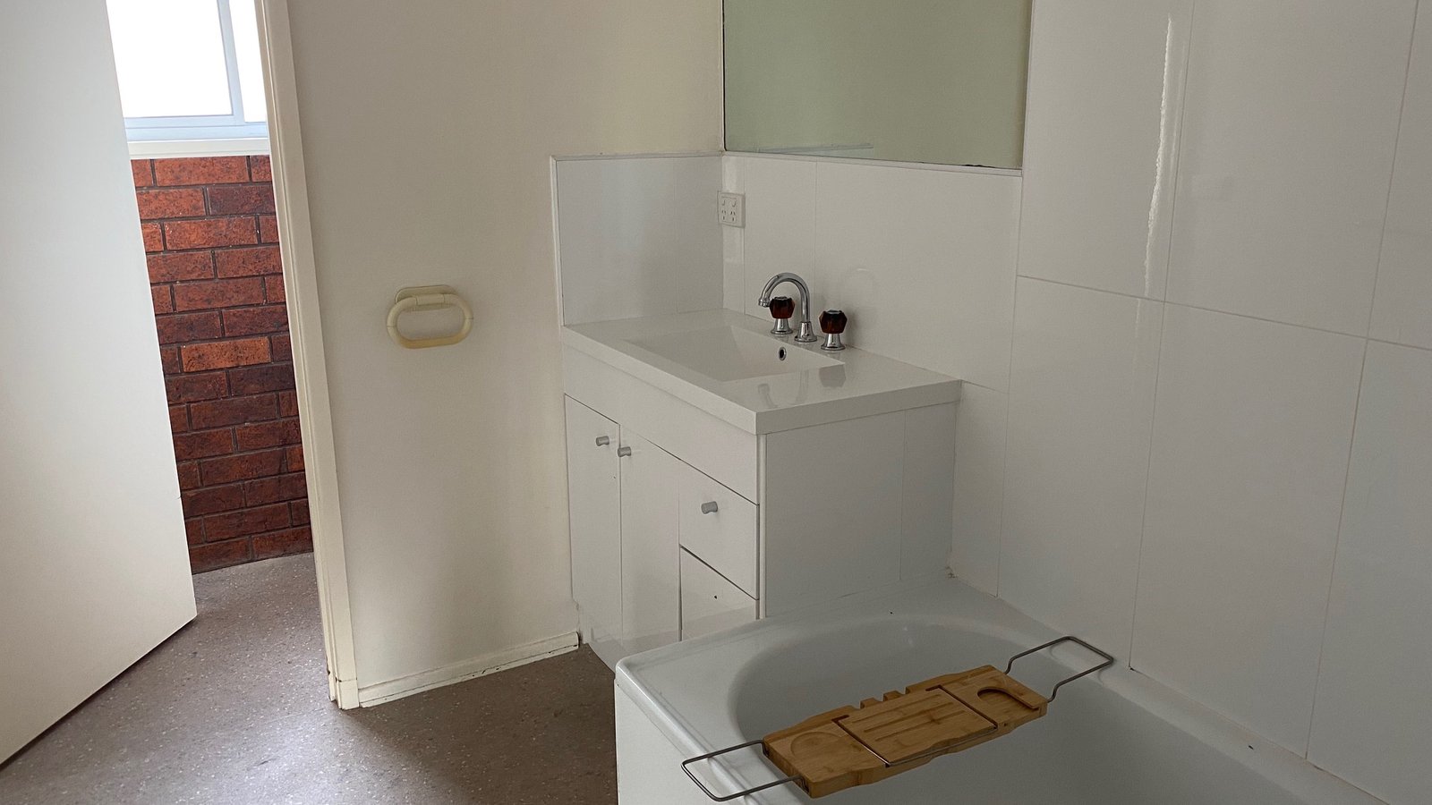 1/33 South Street BELLERIVE 6