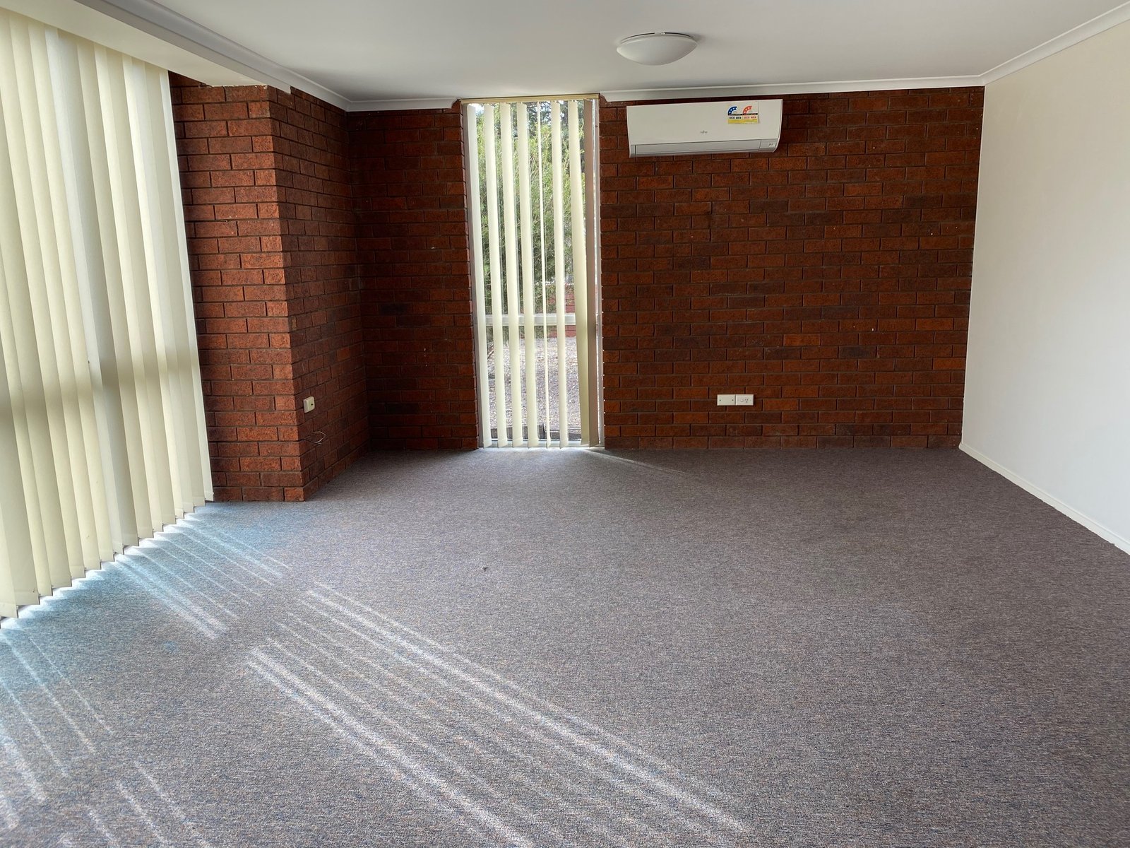 1/33 South Street BELLERIVE 2