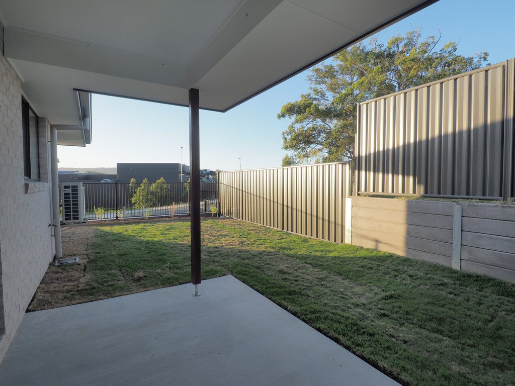1/33 Sullivans Road MOONEE BEACH 6